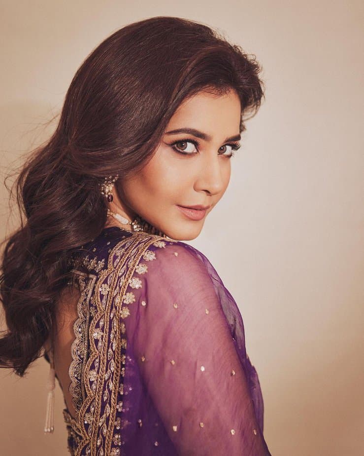 Rashi Khanna -updatenews360