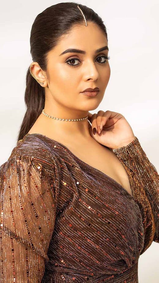 Actress Sreemukhi Latest Photos