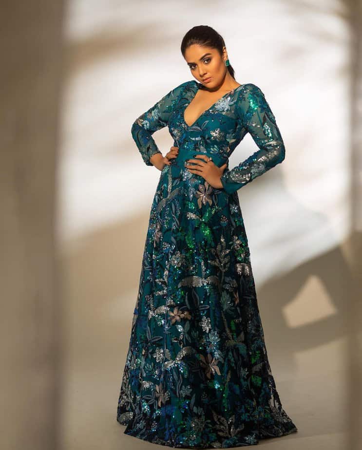 sreemukhi - updatenews360