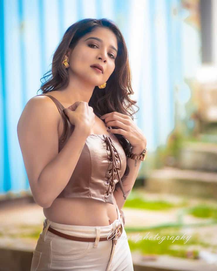 sakshi agarwal - updatenews360