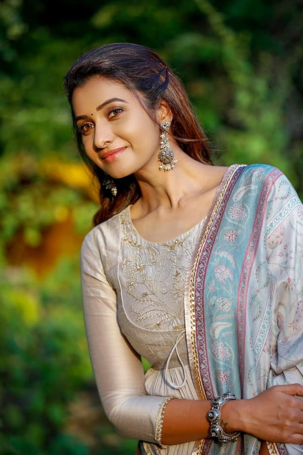 priya bhavani shankar - updatenewse360