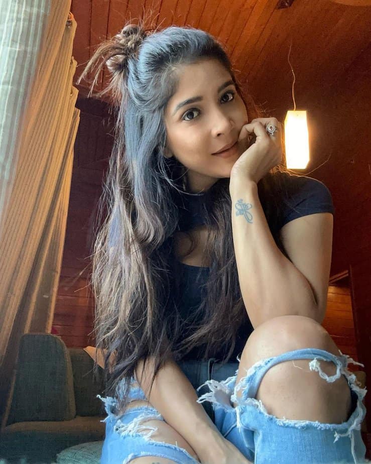 sakshi agarwal - updatenews360