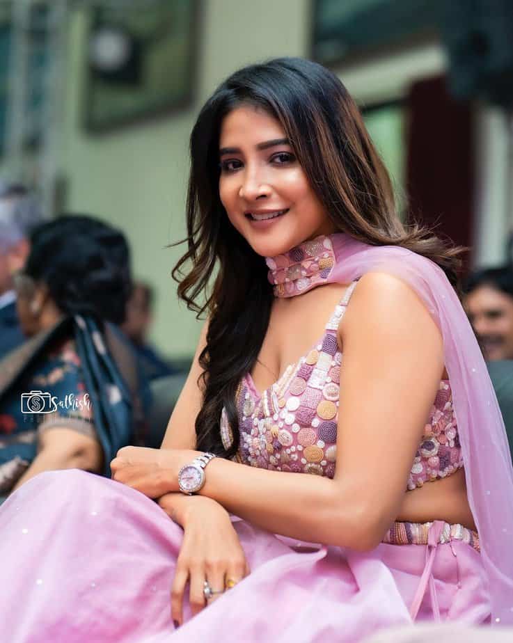 sakshi agarwal - updatenews360