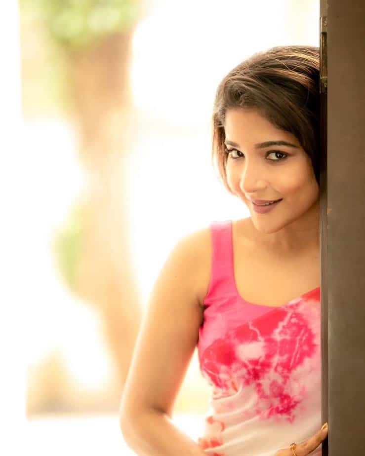 sakshi agarwal - updatenews360