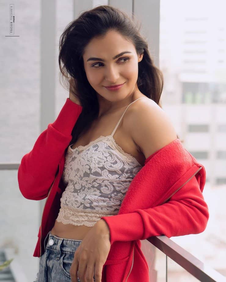 andrea jeremiah - updatenews360