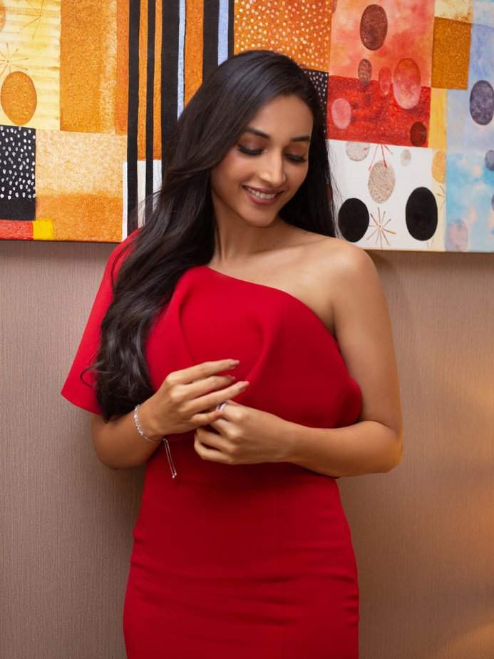 srinidhi-shetty - updatenews360