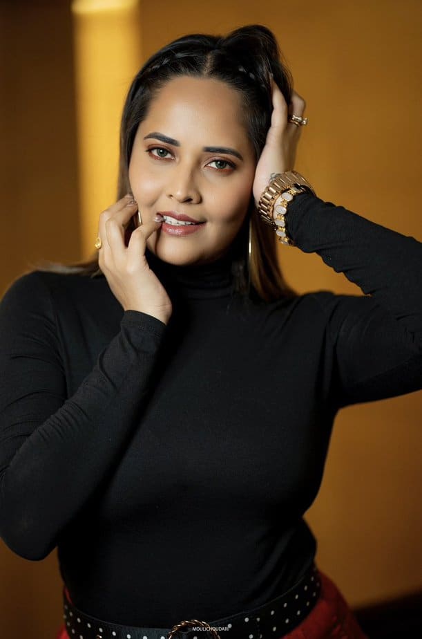 anasuya bharadwaj - updatenews360