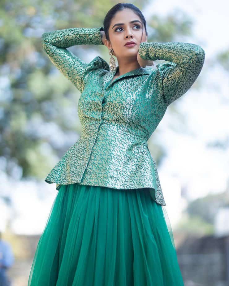 sreemukhi - updatenews360