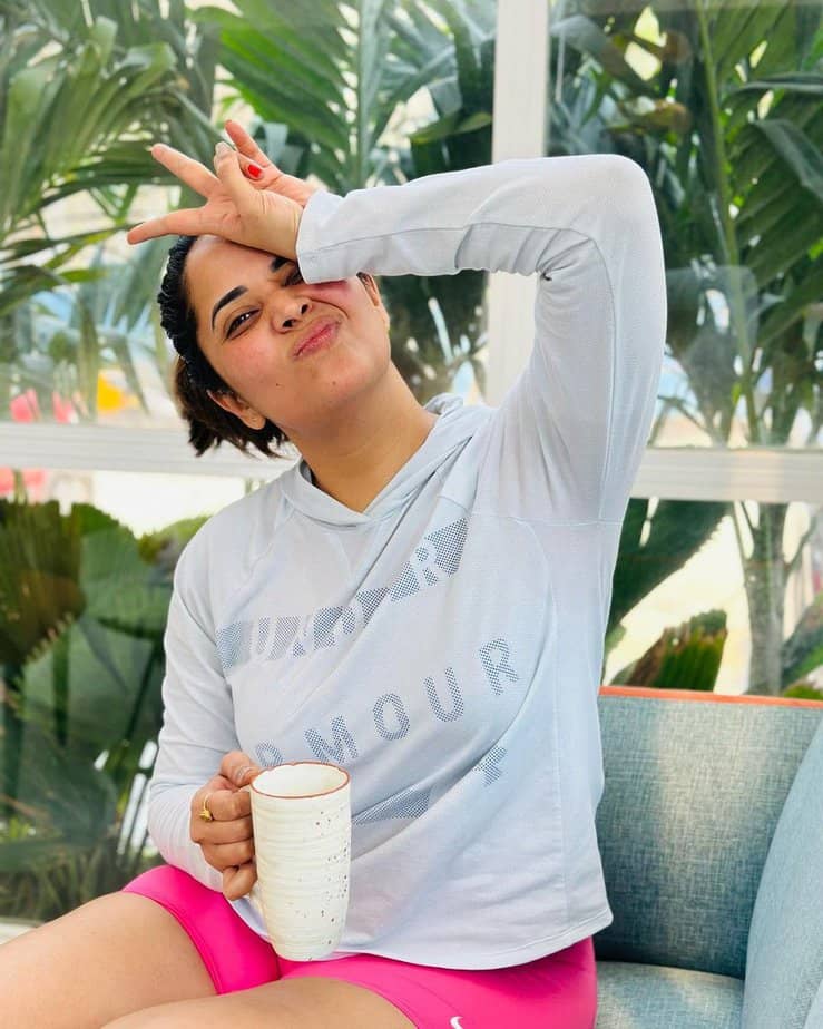 anasuya bharadwaj-updatenews360