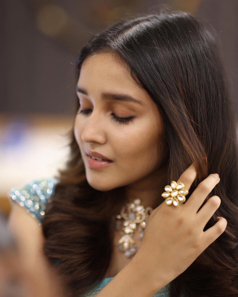 anikha surendran - updatenews360