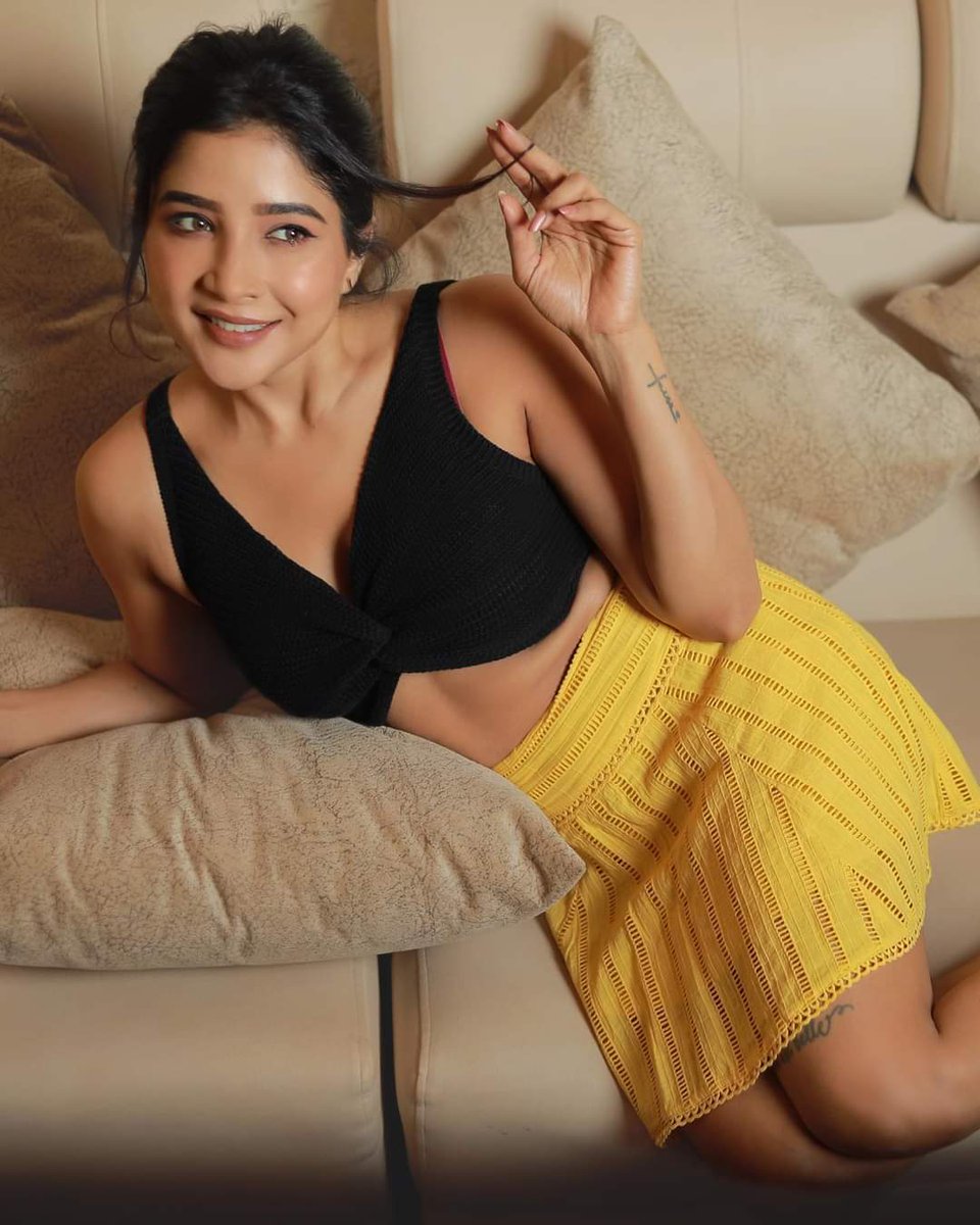 sakshi agarwal - updatenews360