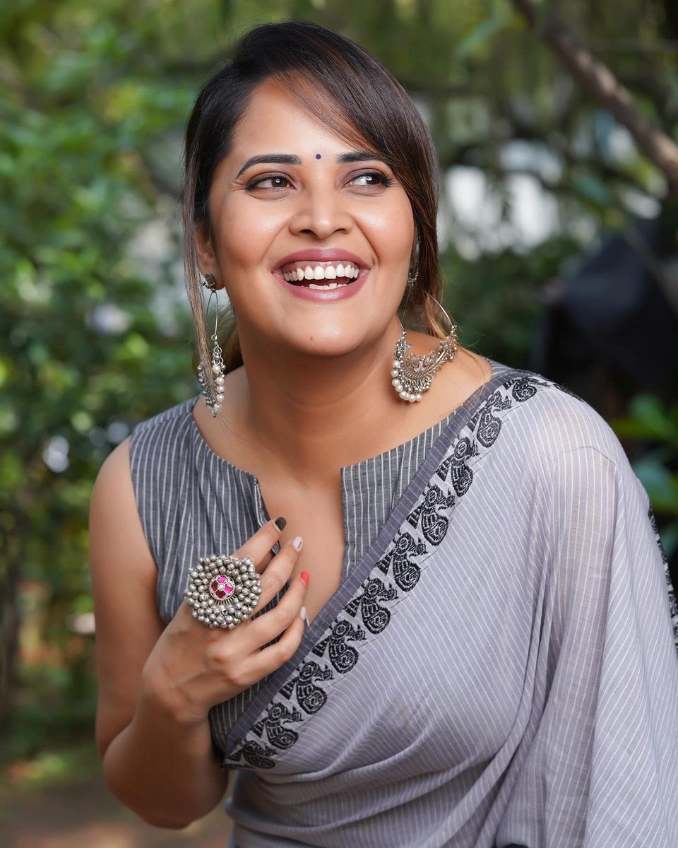 anasuya bharadwaj-updatenews360