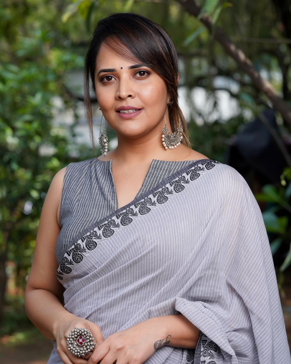 anasuya bharadwaj-updatenews360