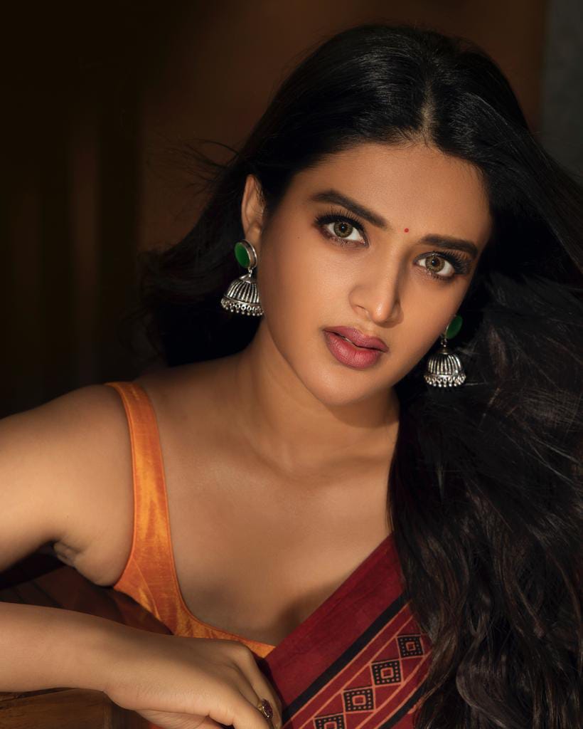 nidhhi agerwal - updatenews360