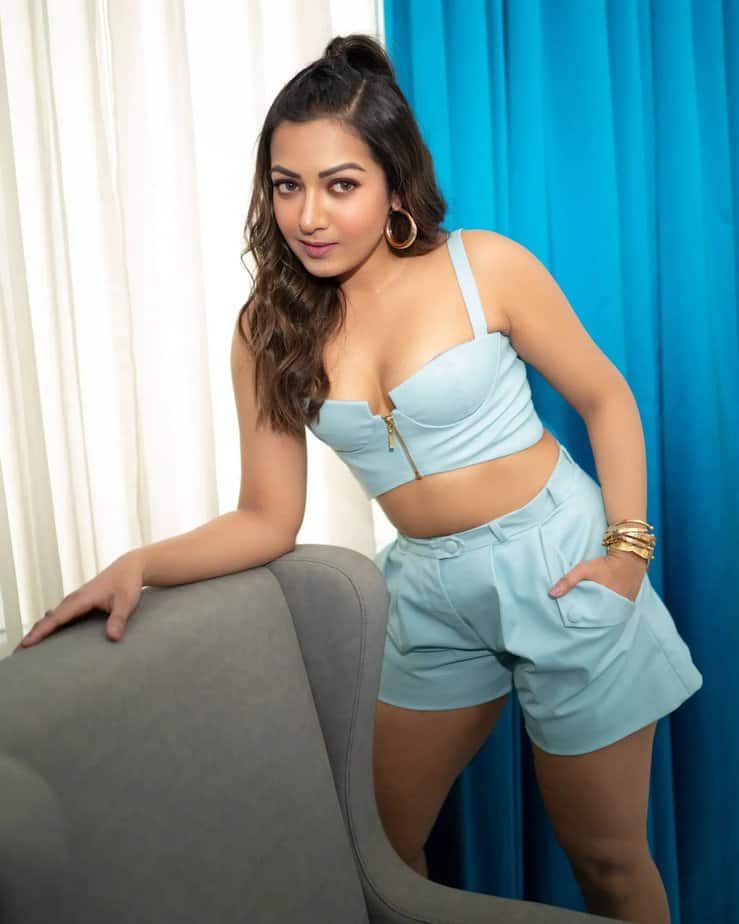 Catherine Tresa - updatenews360