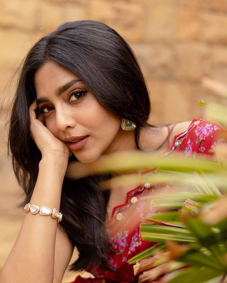 aishwarya lekshmi - updatenews360