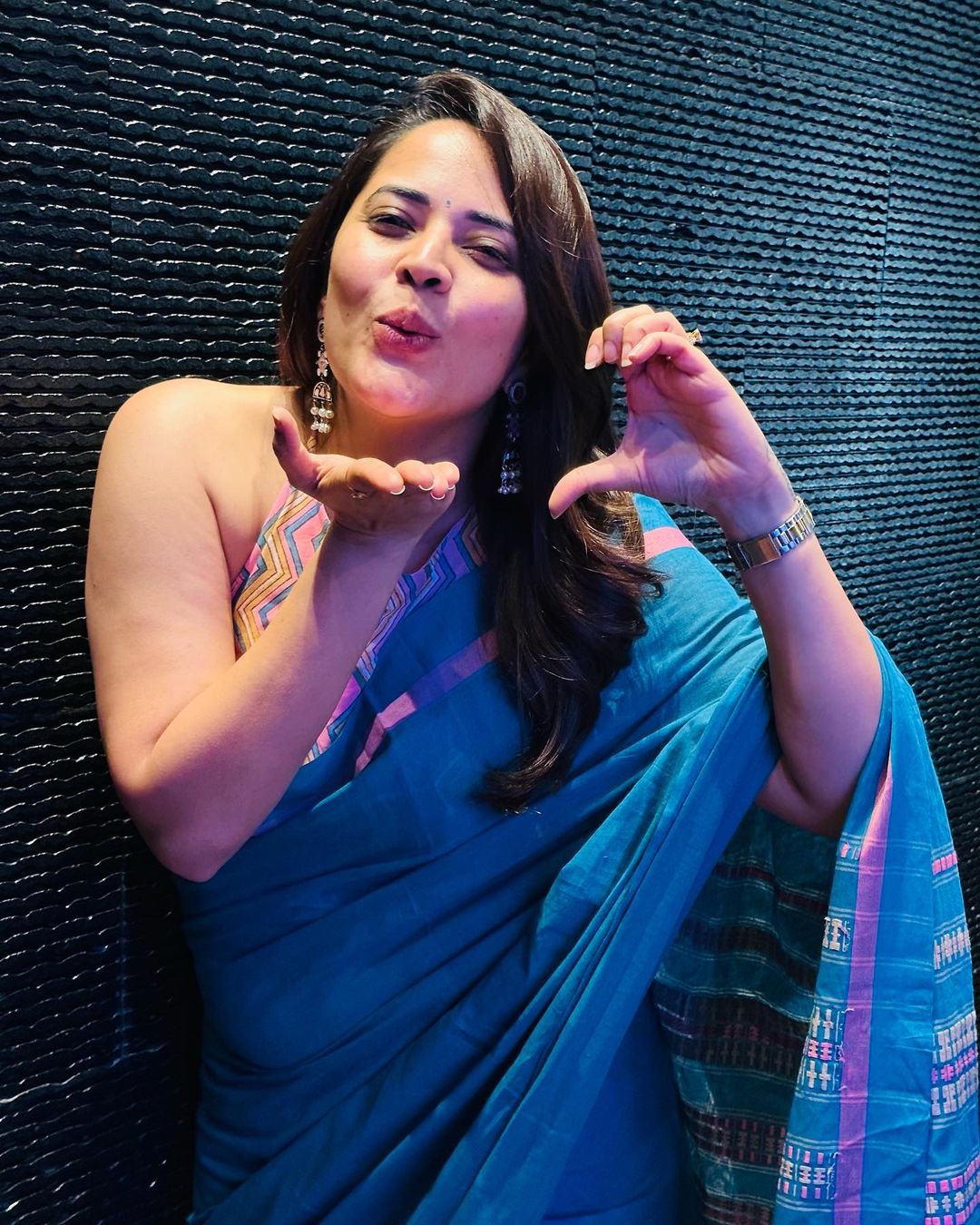 anasuya bharadwaj-updatenews360