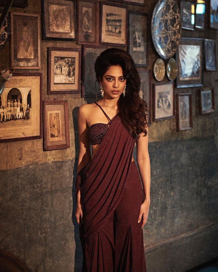 sobhita dhulipala - updatenews360