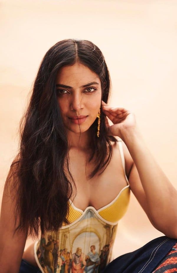 Malavika Mohanan - updatenews360