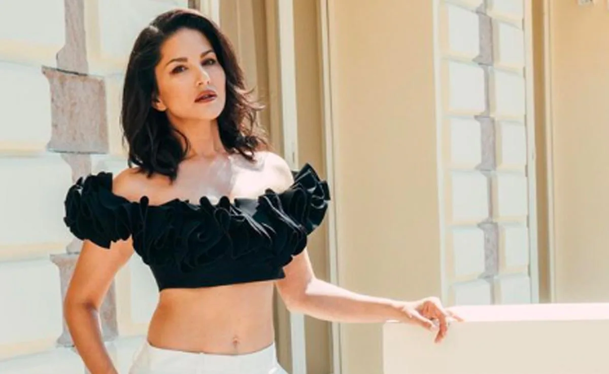 Sunny-Leone-updatenews360