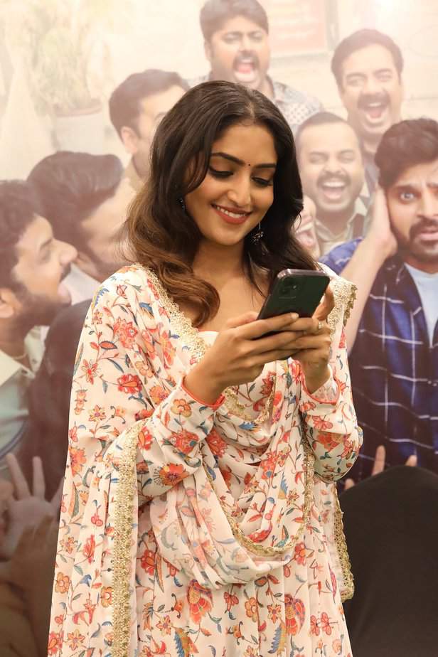 Reba Monica John-updatenews360