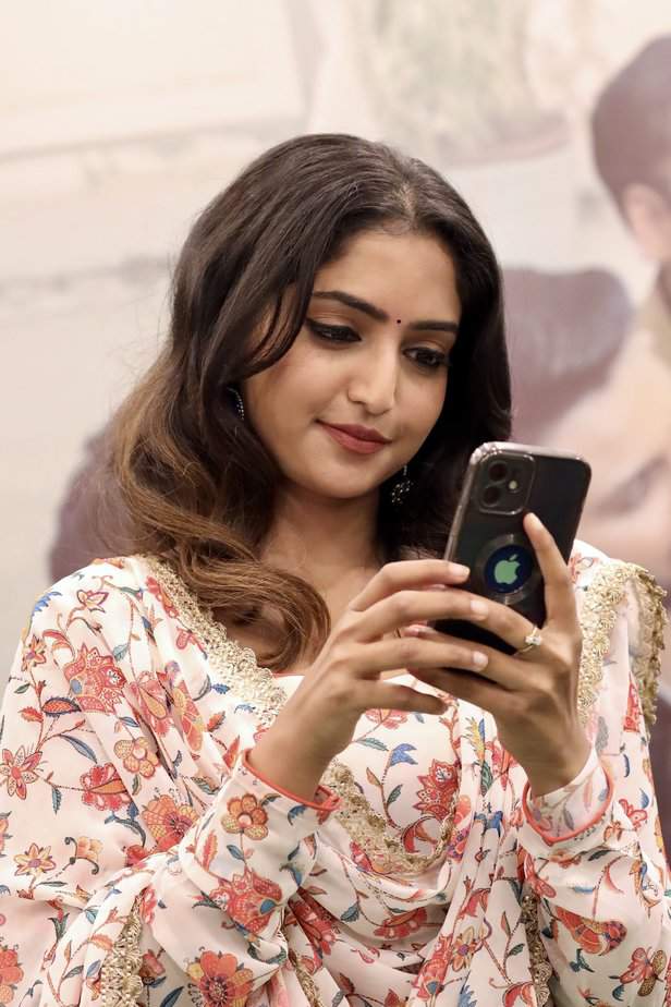 Reba Monica John-updatenews360