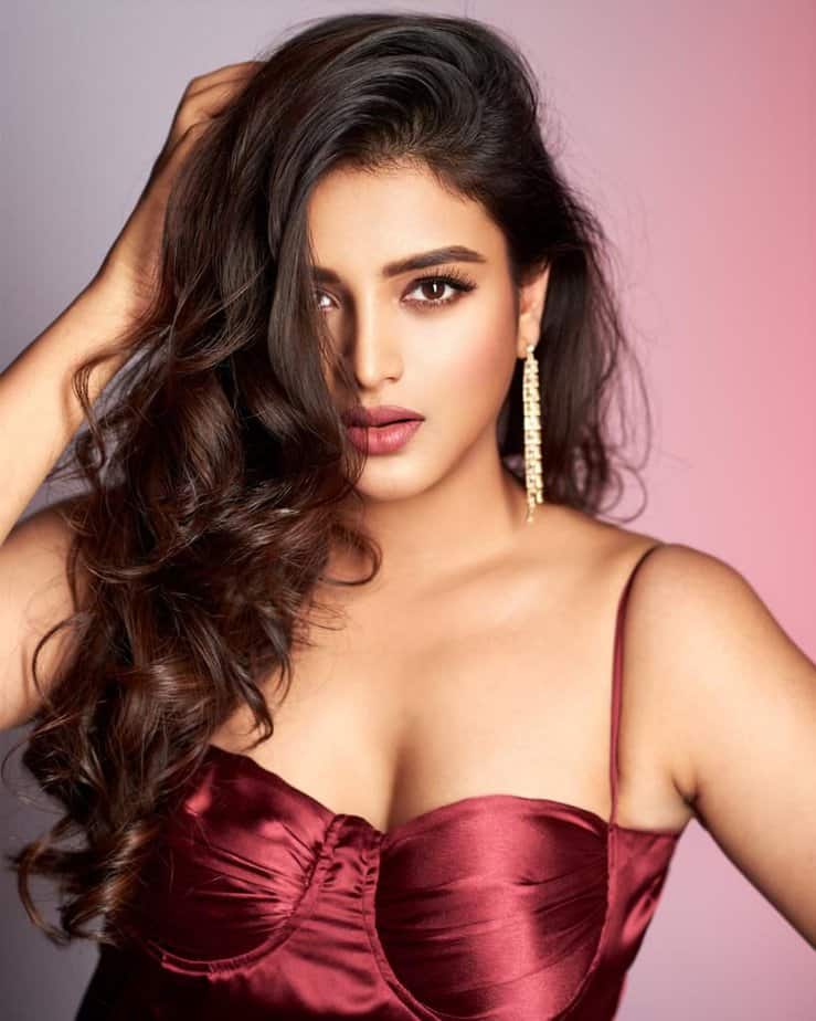 nidhhi agerwal - updatenews360