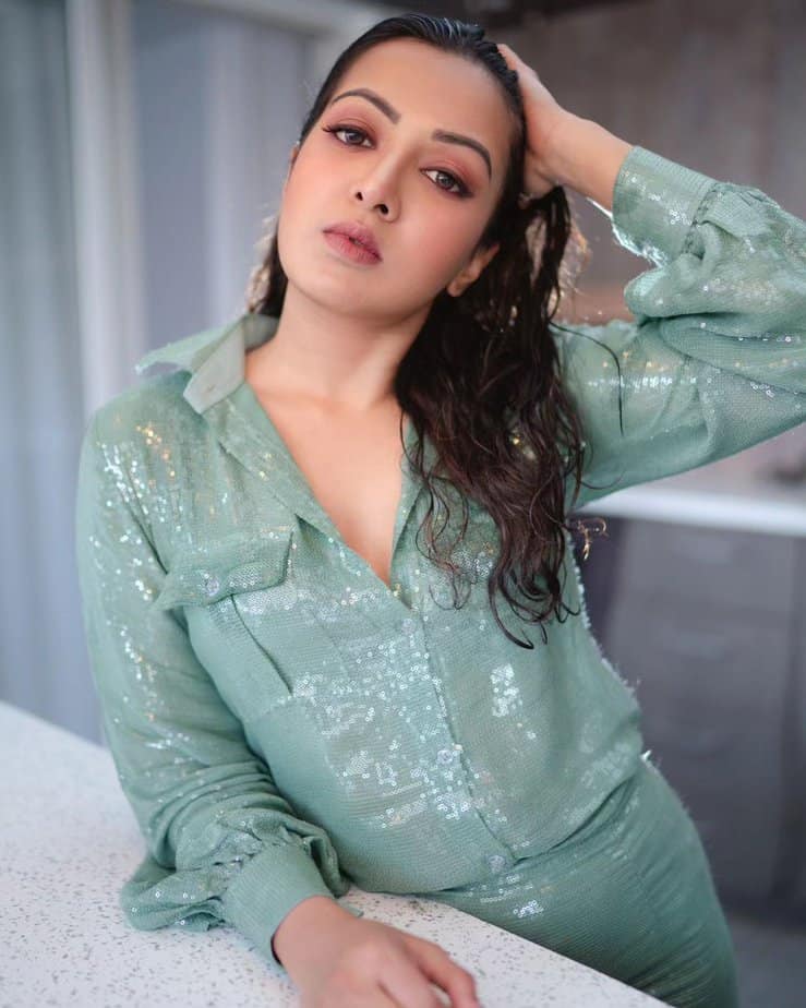 Catherine Tresa - updatenews360