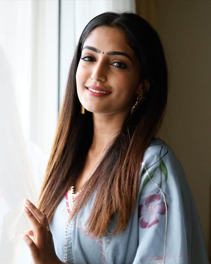 Reba Monica John-updatenews360