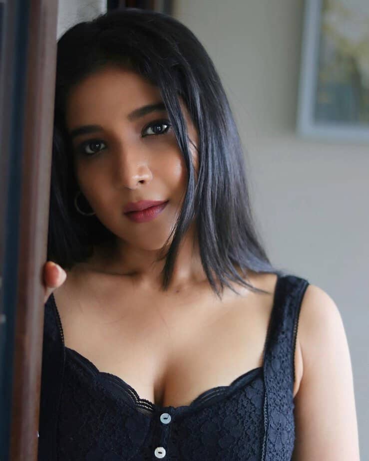 sakshi agarwal - updatenews360.jpg 2