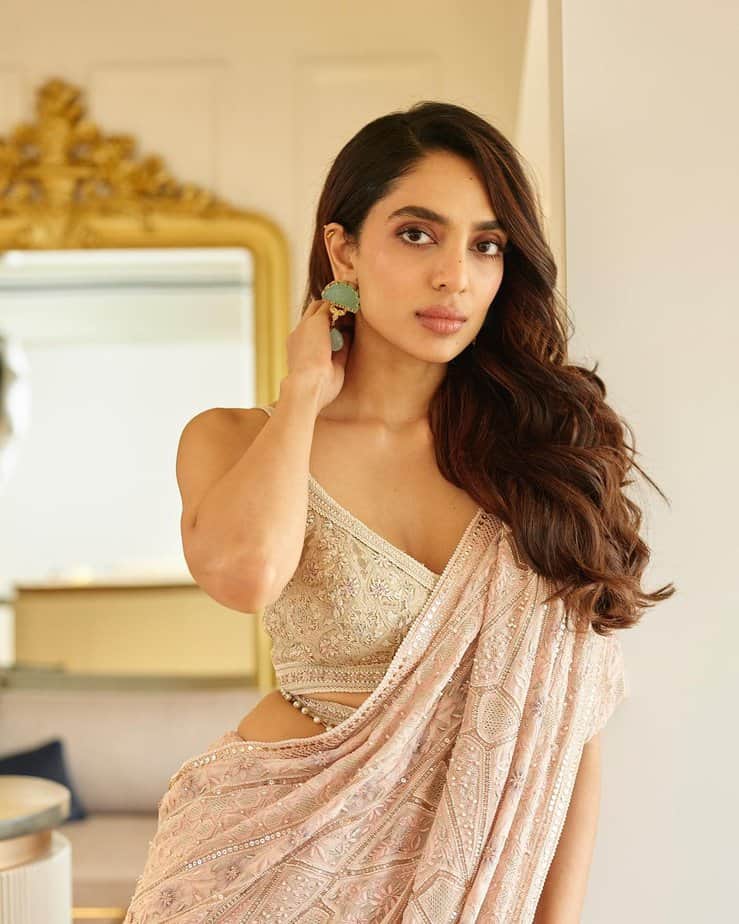 sobhita dhulipala - updatenews360