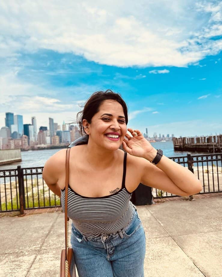 anasuya bharadwaj-updatenews360