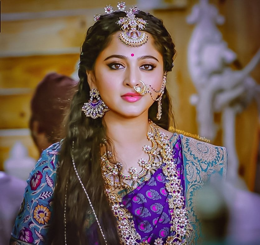 anushka prabhas - updatenews360