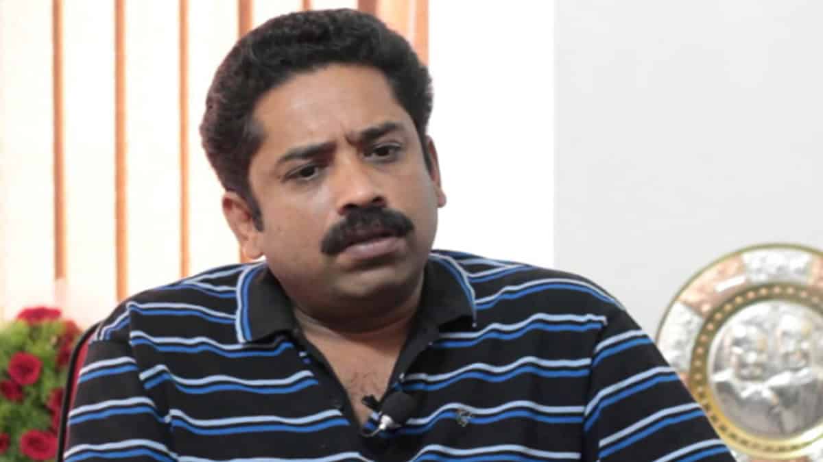 Seenu Ramasamy announced divorce 