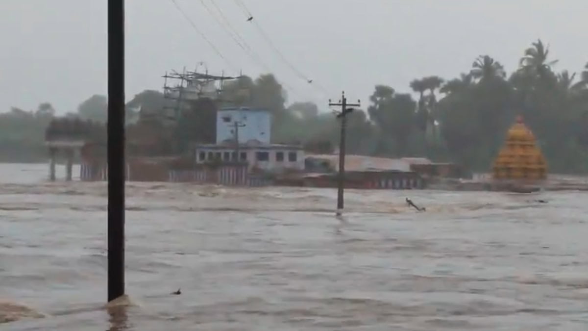 Nellai Thamirabarani River flood by heavy rain 