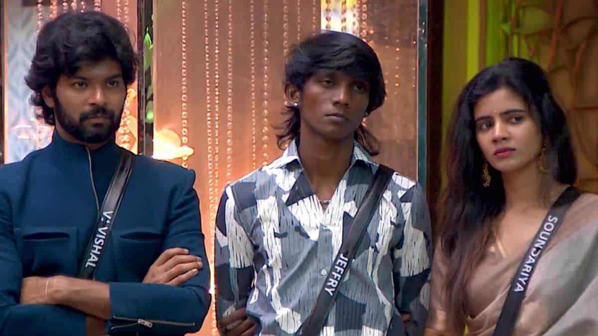 Vijay Sethupathi Smash Bigg boss Contestants