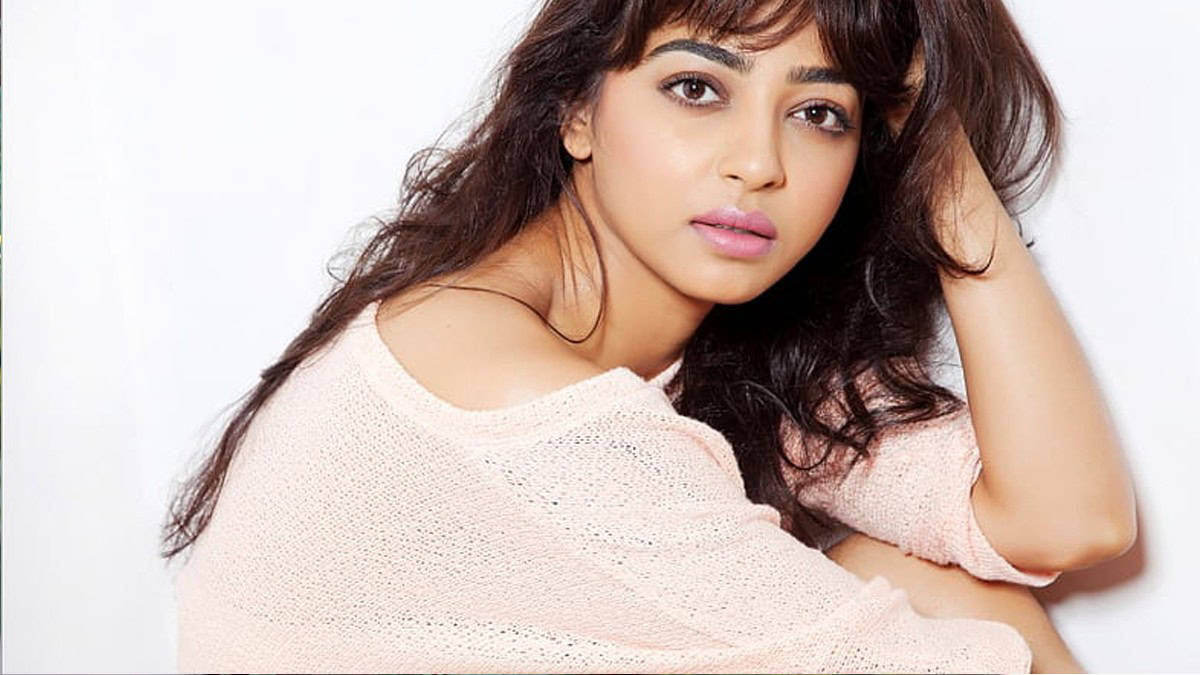 Radhika Apte daughter born
