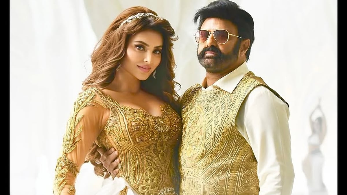 Urvashi Rautela about Balayya Controversial dance