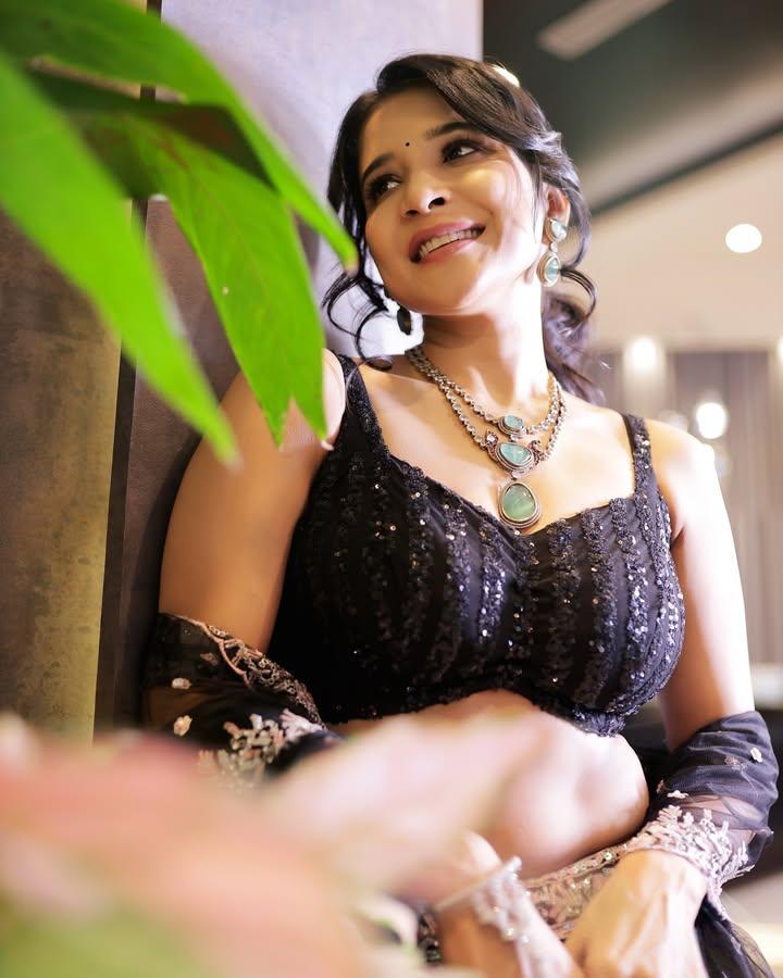 Sakshi Agarwal Photos Viral