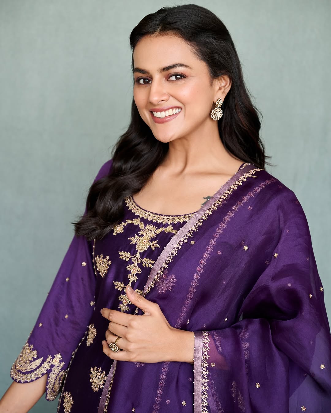 Shraddha Srinath New Look