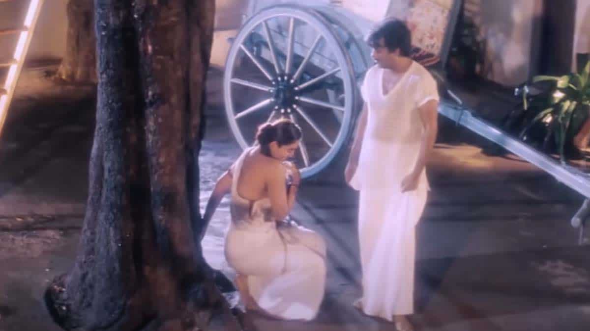 Aishwarya Rajini in Yajaman