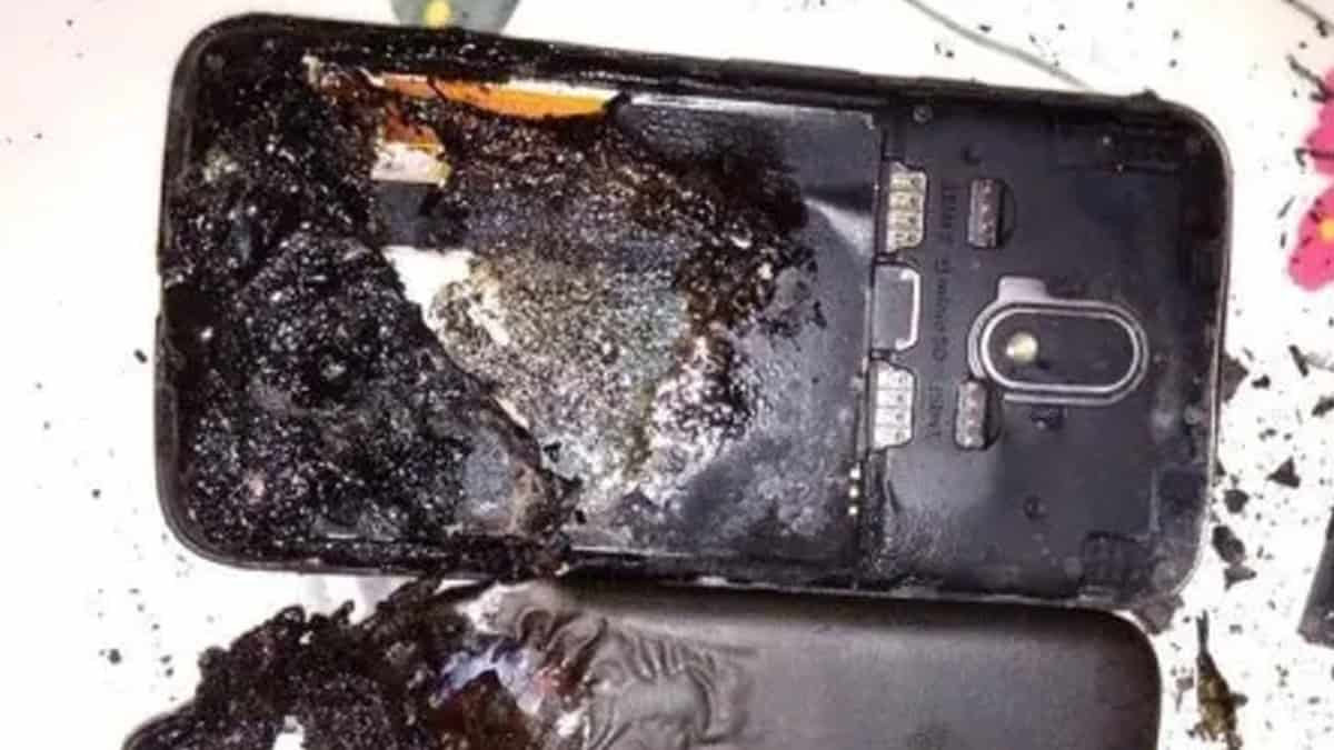 Mobile Phone blast while charging 