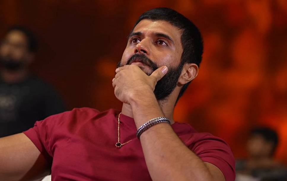 vijay deverakonda filed under sc st act because of his speech about tribes