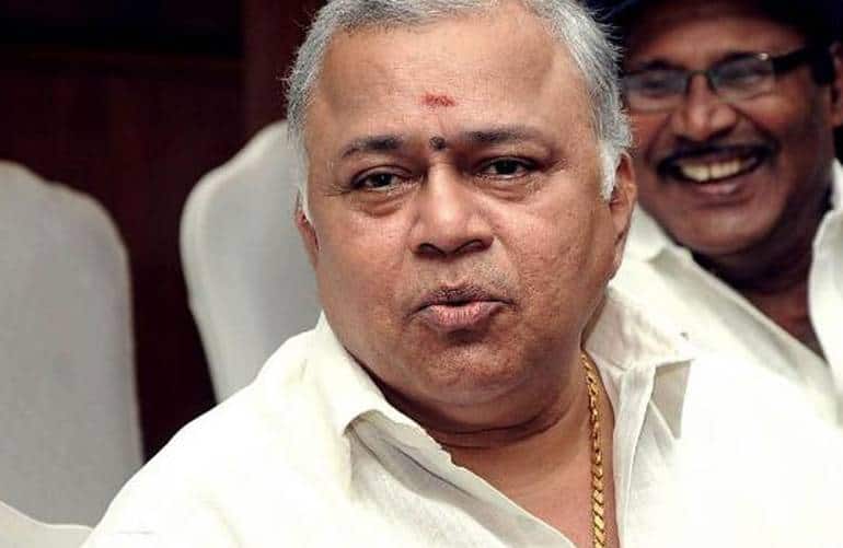 radha ravi said that he did not ban chinmayi from singing
