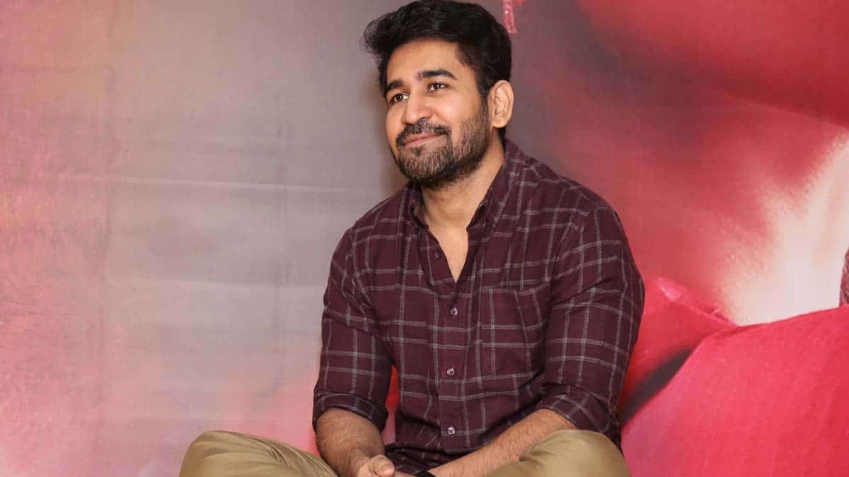 Vijay Antony Says I give Chance to chinmayi