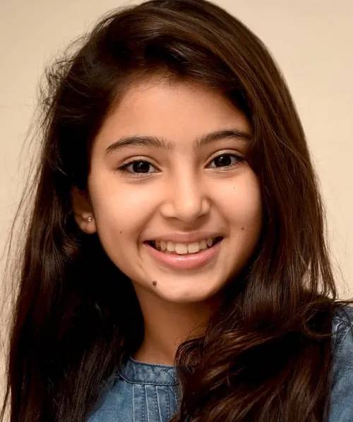sara arjun acted as heroine in ranveer singh movie